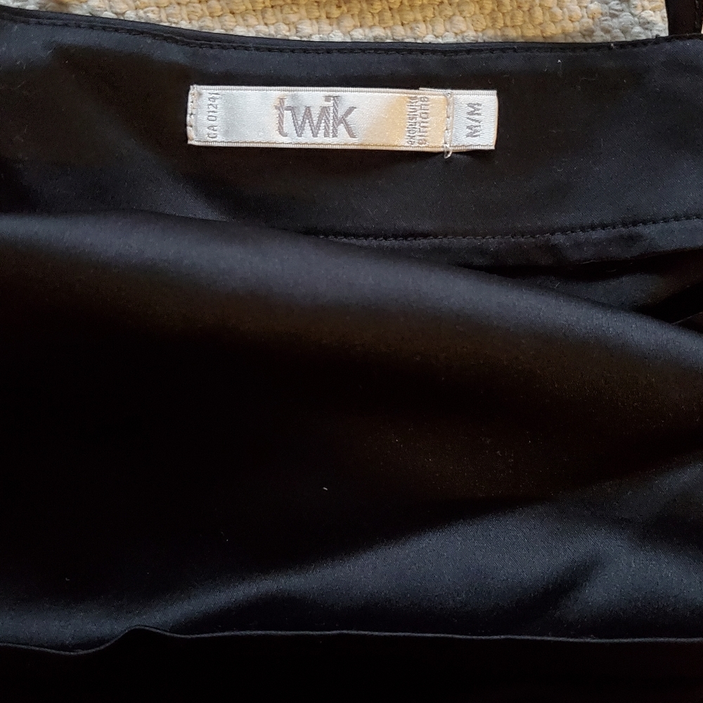 3/20$ - TWIK BLACK SATIN MINI DRESS SIZE M - Picture 2 of 5